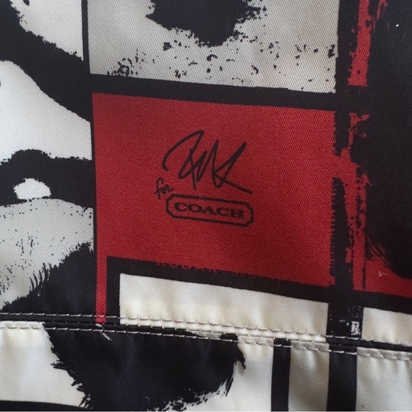 RARE Limited Edition Coach x UFC bag - Picture 15 of 16